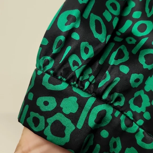 Victor Alfaro Emerald green 100% silk top size 10 wizard of oz - Picture 8 of 11